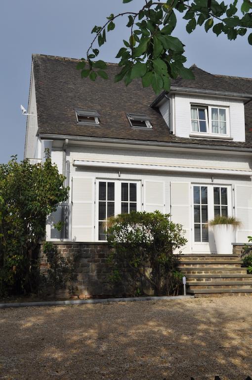Le Chanteclair Gembloux Room photo